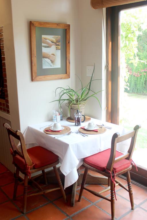 Oak Village B&B Stellenbosch Bagian luar foto