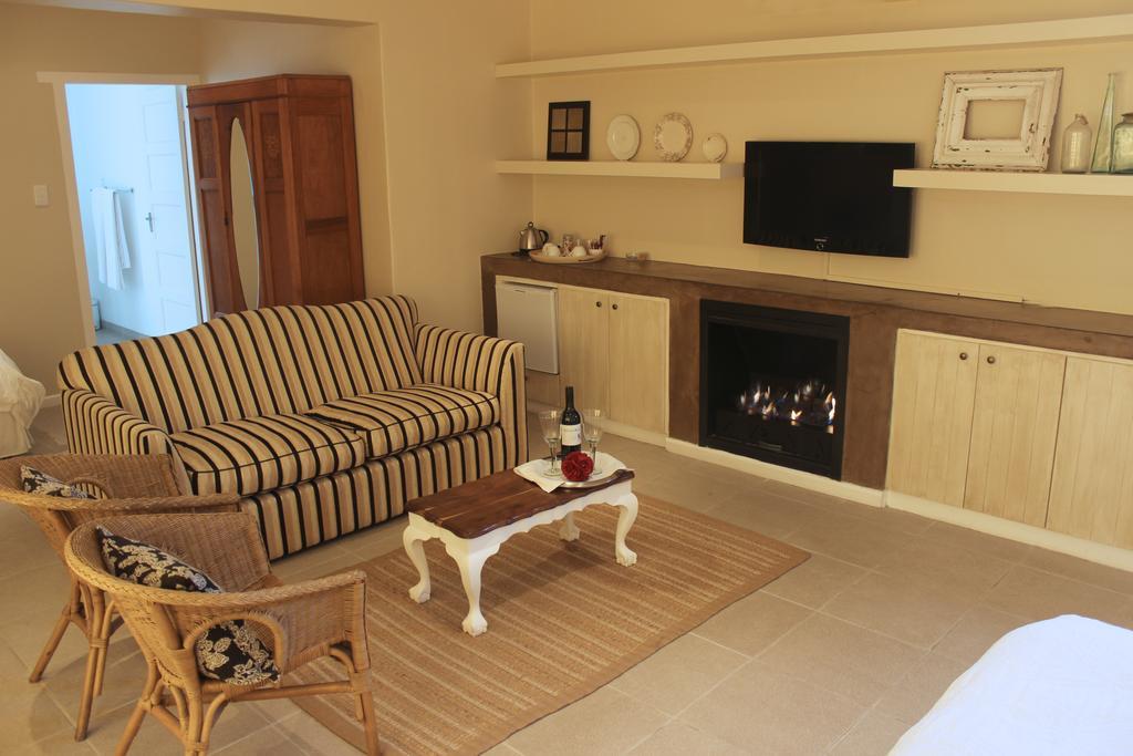 Oak Village B&B Stellenbosch Ruang foto